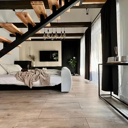 Silent ヴィラ Látrány