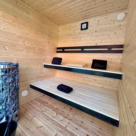 Villa Silent Latrany