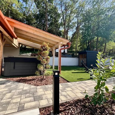 Silent Villa Latrany