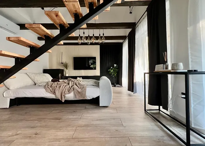 Silent Villa Latrany