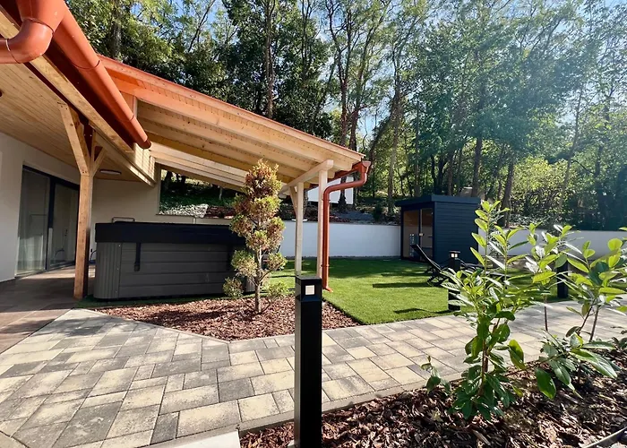 Silent Villa Latrany